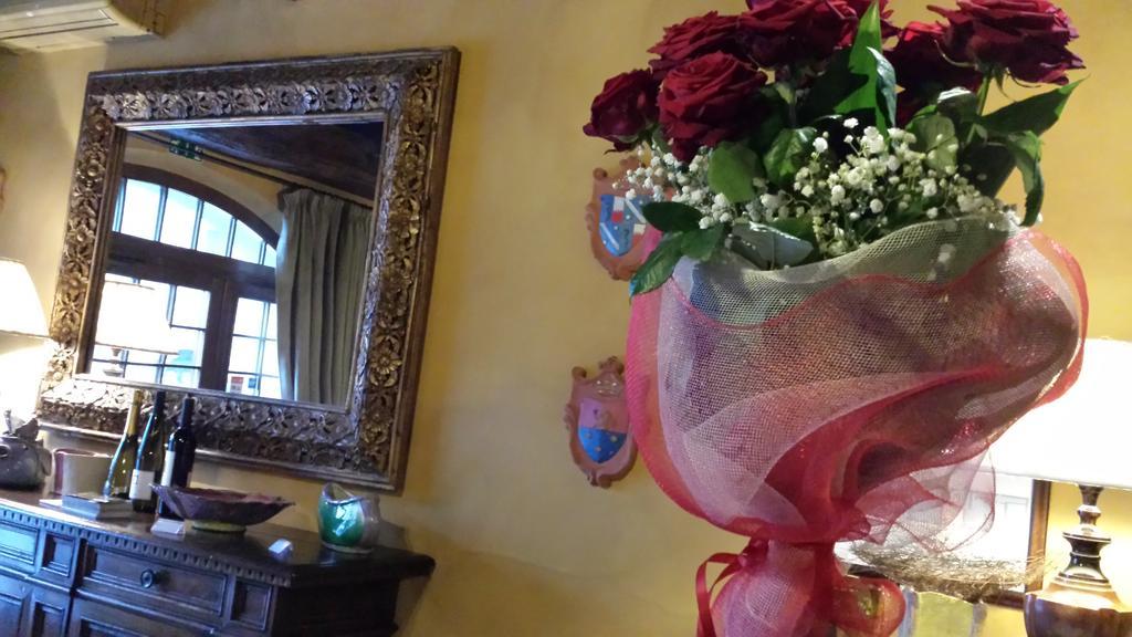 Hotel Torre Di San Martino Gazzola Di Rivalta Екстер'єр фото