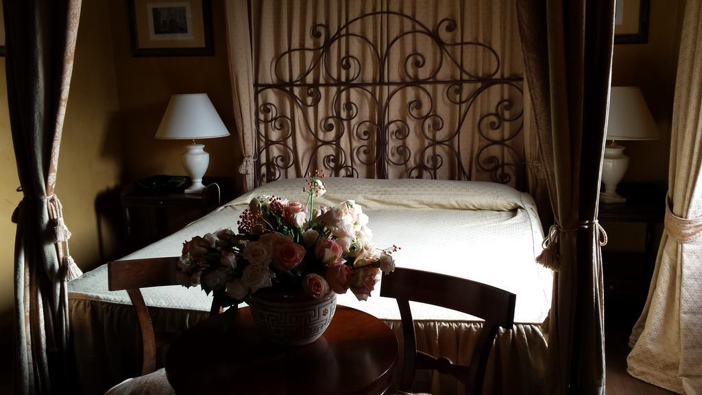Hotel Torre Di San Martino Gazzola Di Rivalta Екстер'єр фото