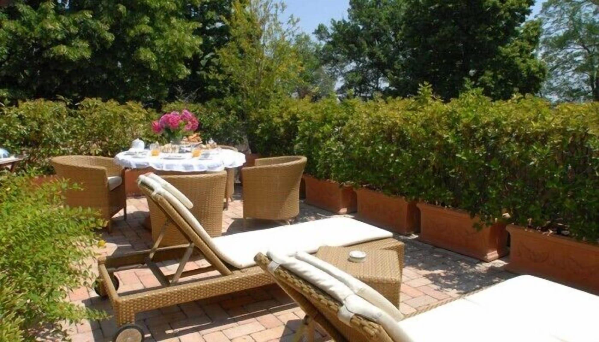 Hotel Torre Di San Martino Gazzola Di Rivalta Екстер'єр фото