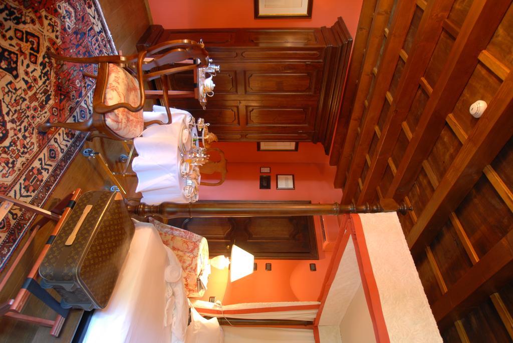 Hotel Torre Di San Martino Gazzola Di Rivalta Екстер'єр фото